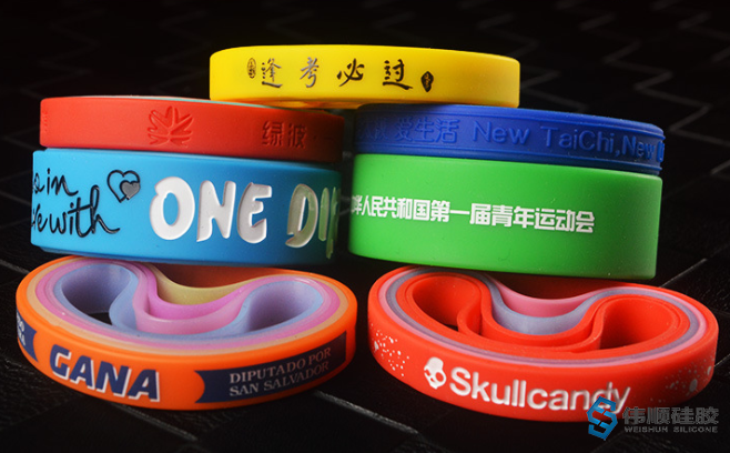 硅膠運(yùn)動(dòng)手環(huán),硅膠運(yùn)動(dòng)手環(huán)有什么用,硅膠運(yùn)動(dòng)手環(huán)的作用是什么 硅膠運(yùn)動(dòng)手環(huán),硅膠運(yùn)動(dòng)手環(huán)有什么用,硅膠運(yùn)動(dòng)手環(huán)的作用是什么