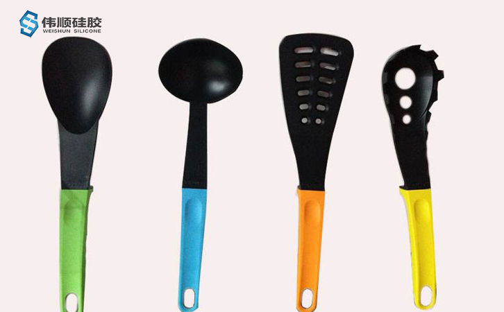 硅膠制品為什么會有毛邊,硅膠制品有毛邊的原因,硅膠制品的披鋒為什么比較大 硅膠制品為什么會有毛邊,硅膠制品有毛邊的原因,硅膠制品的披鋒為什么比較大