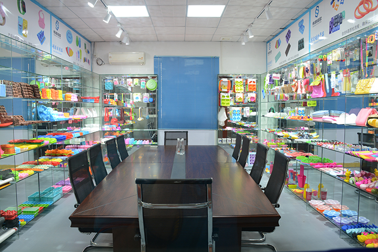 選擇硅膠制品廠家的技巧 選擇硅膠制品廠家的技巧