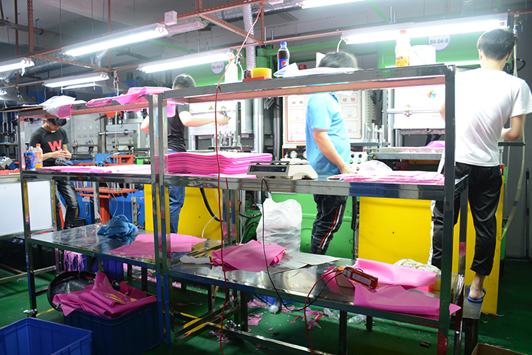 硅膠制品廠(chǎng)家 硅膠制品廠(chǎng)家