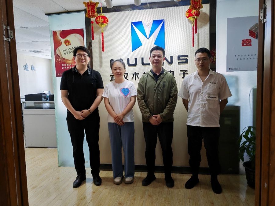 信息機(jī)電學(xué)院開展企業(yè)走訪調(diào)研 共謀產(chǎn)教融合之路照片（1）.jpg