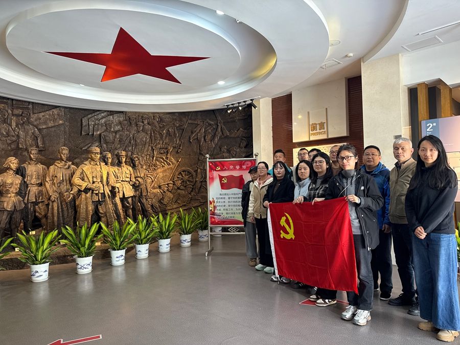 75c8f6ed53456ceb3f4d1207fb83df39_副本.jpg